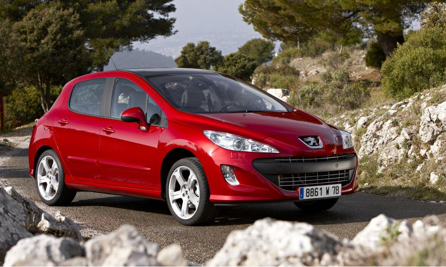  Peugeot 308 GT THP 175 2008 года  (фото 20 из 63)